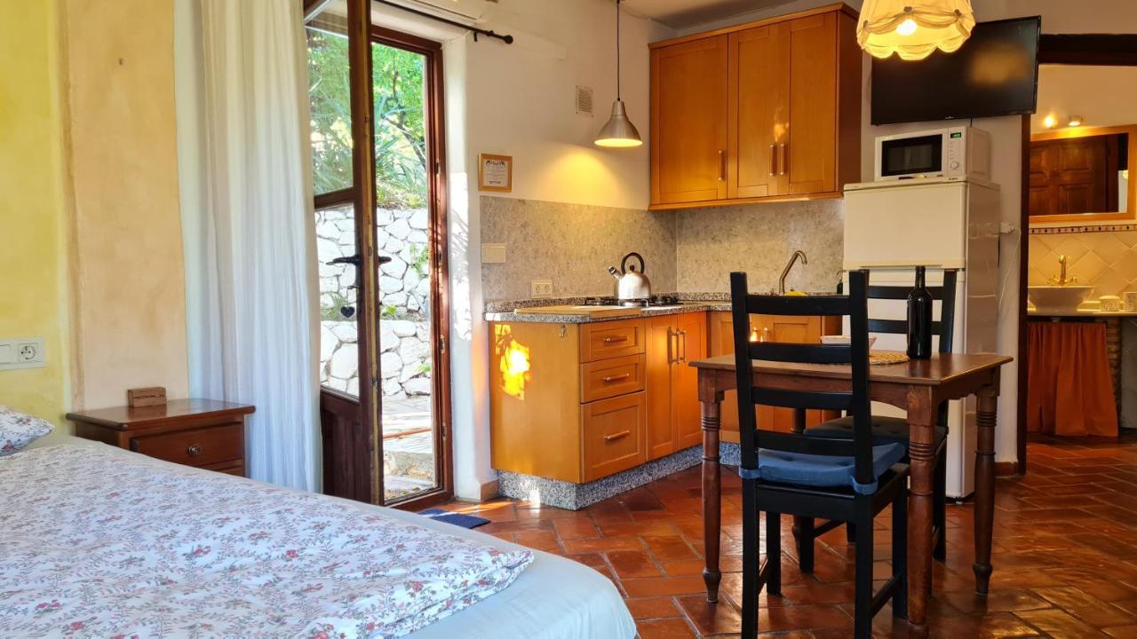 Tropical Studio Orgiva Ngoại thất bức ảnh