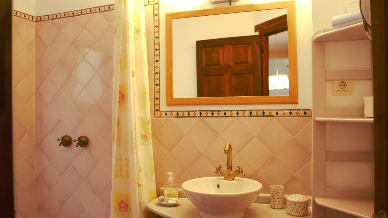 Tropical Studio Orgiva Ngoại thất bức ảnh